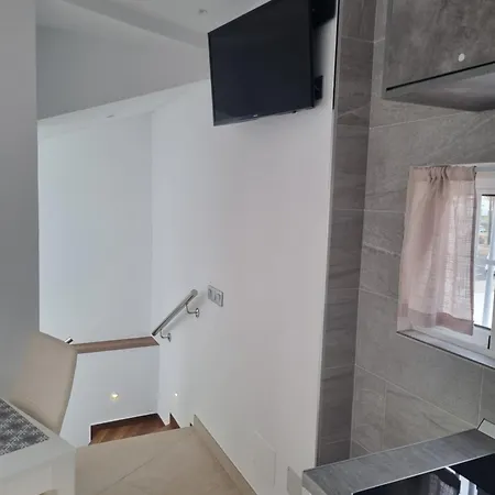 La Casetta Island Village